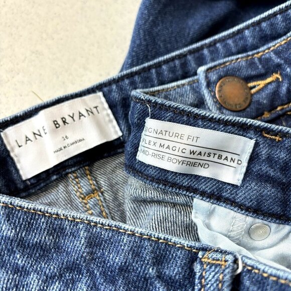 Lane Bryant Signature Fit Relaxed Straight Jeans 16 - Picture 2 of 8